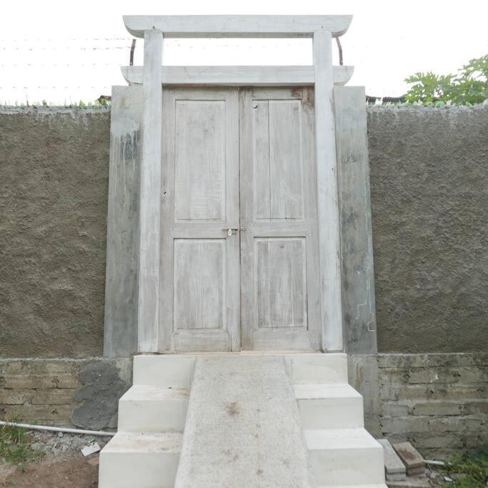 Silir Villa "Your Cozy Home" Mataram Exterior photo